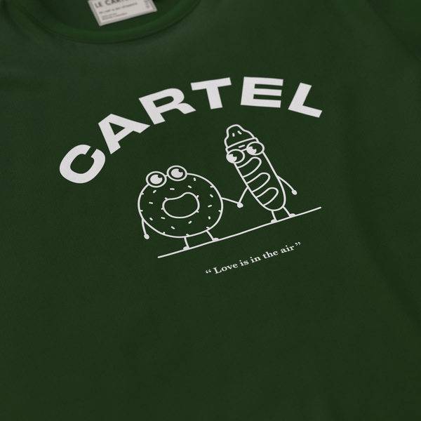 LOVE IS IN THE AIR・Unisex T-shirt・Green